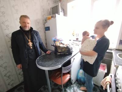Акция “Согреем детские сердца”