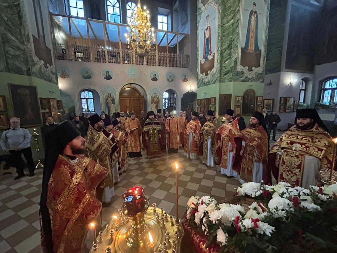 Богослужение в Гуслицком Спасо-Преображенском мужском монастыре